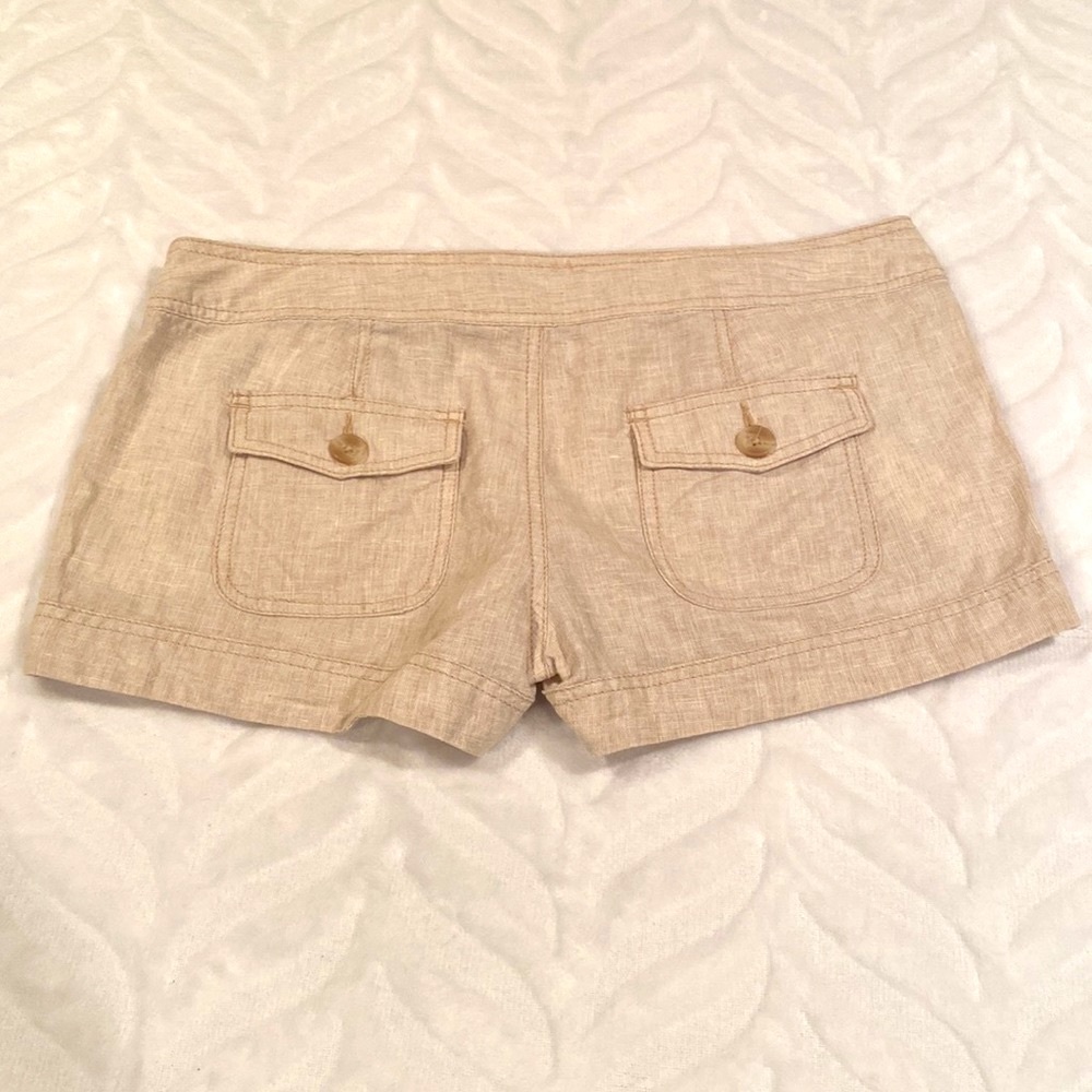 Express Shorts - Picture 2 of 8